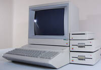 Apple IIe Platinum